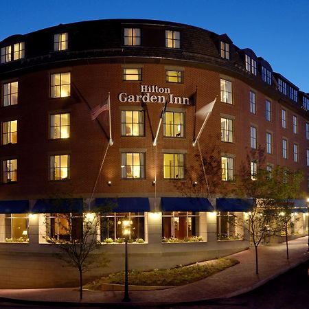 Hilton Garden Inn Portsmouth Downtown Exterior foto